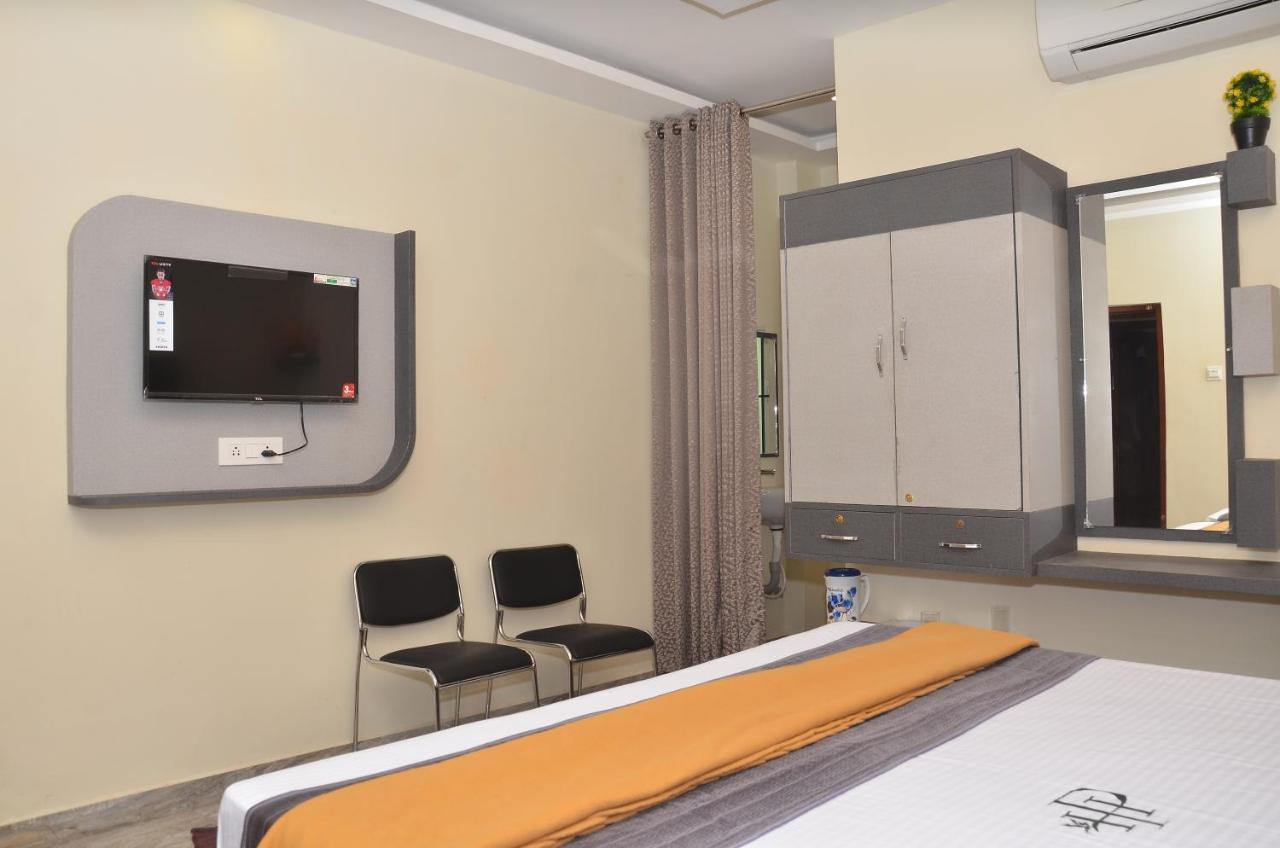 Hotel Panchavarnaa Rāmeswaram 외부 사진